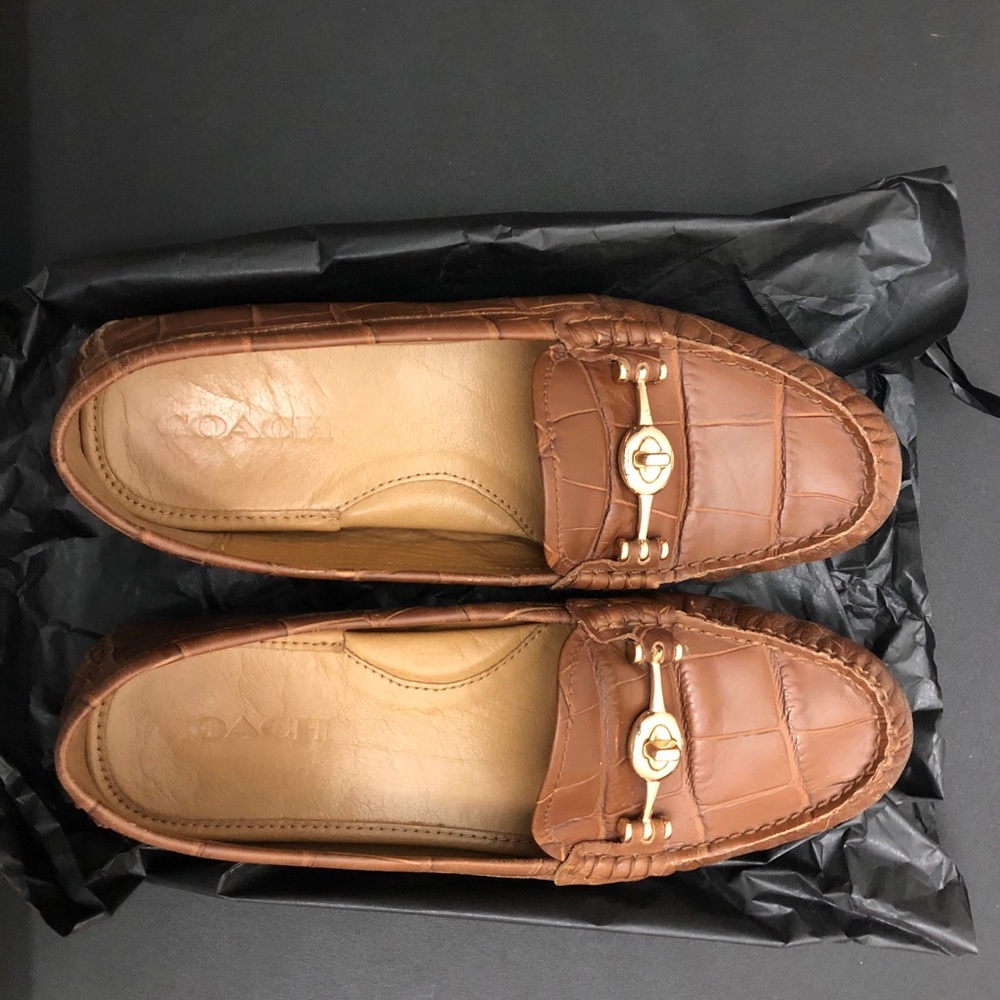 Coach Loafers crocodile embossed leather - brown- women size 8